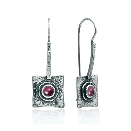 Jewellery sterling silver earrings with natural Garnet