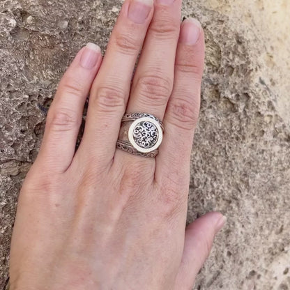 Jewellery sterling silver ring with Gold